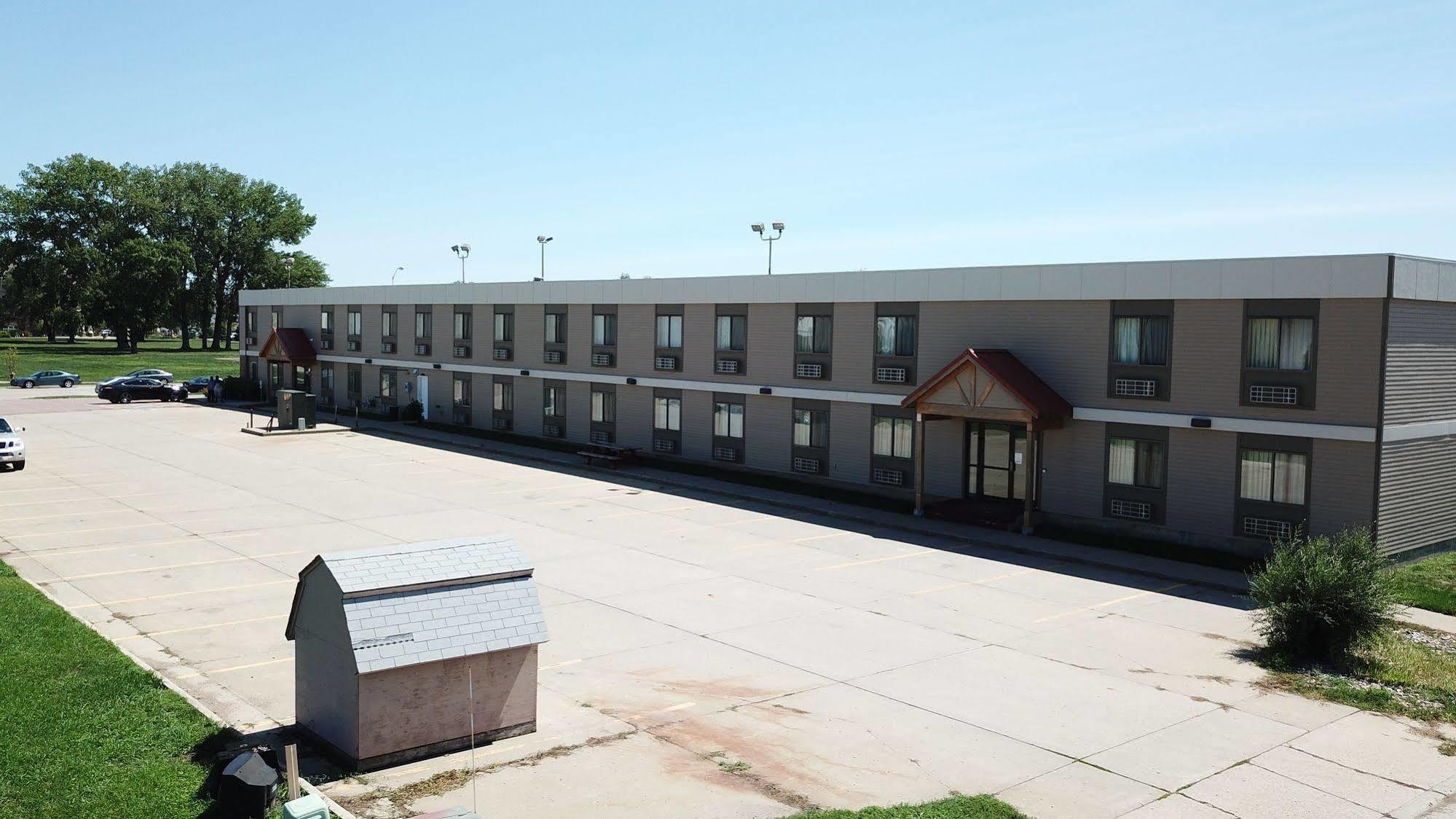 Prairie Inn Vermillion Exterior foto