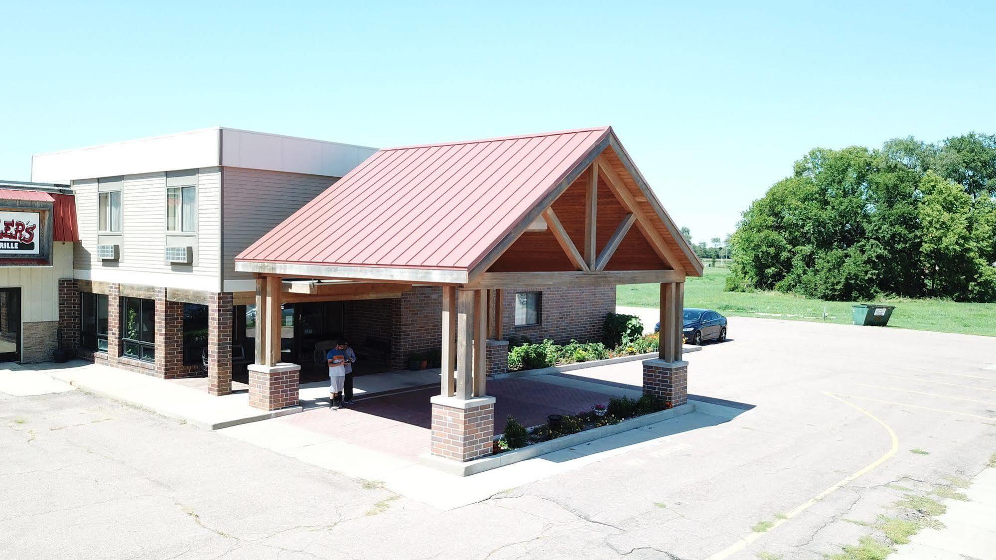 Prairie Inn Vermillion Exterior foto